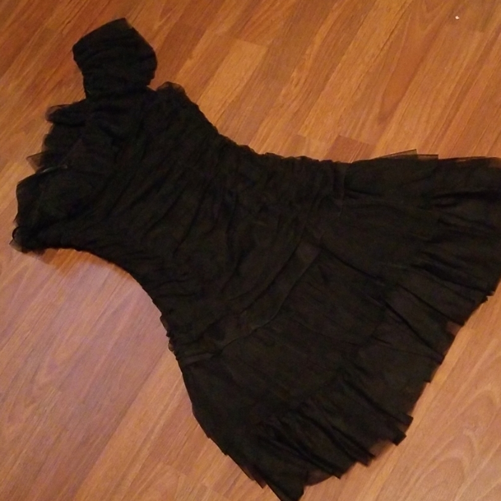 Dress - Picture 4 of 4